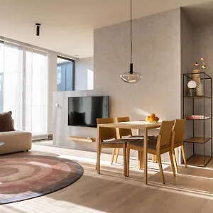  Appartement 348 Short