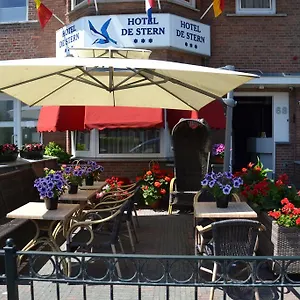 Otel De Stern, Lahey